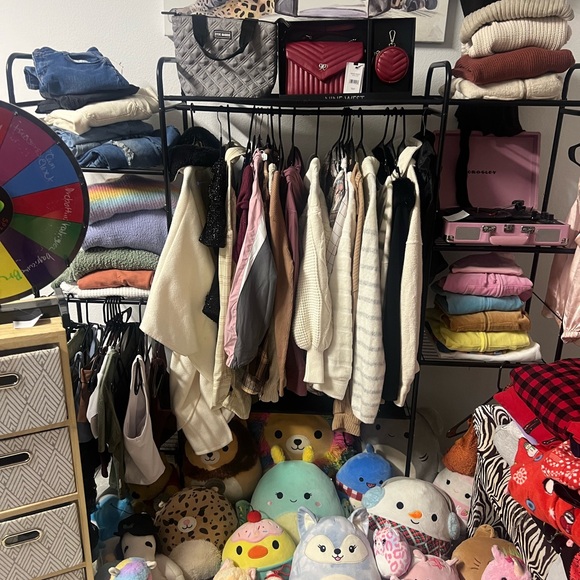 Diizelle is live 🍁 Nov. 3rd - Picture 15 of 16